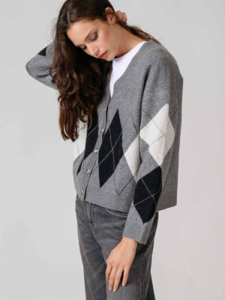 CHAQUETA_PICO_ROMBOS_GRIS