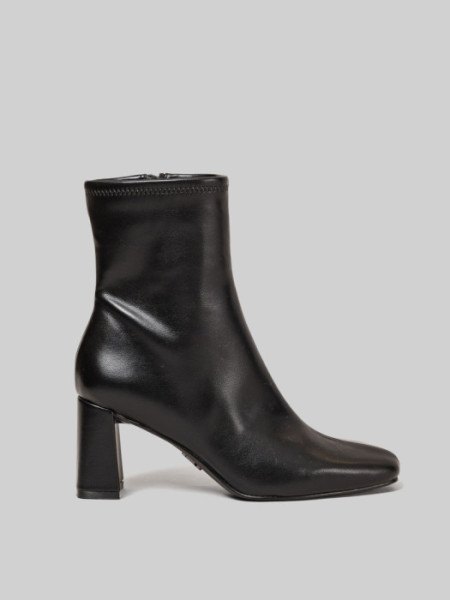 BOTIN_TACON_PIEL_NEGRO