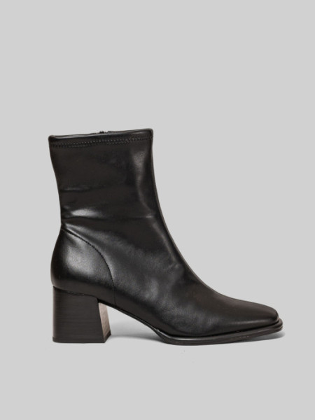 BOTIN_CUERO_NEGRO