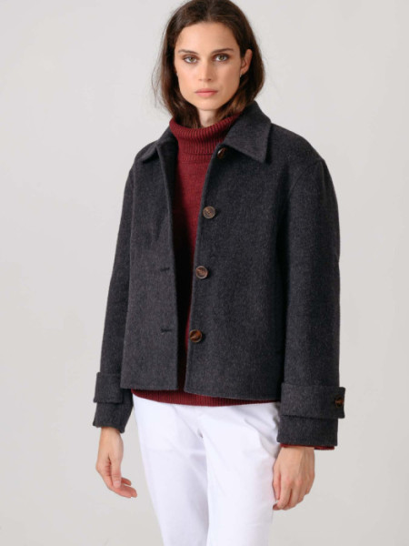 CHAQUETA_CORTA_CUELLOS_GRIS_OSCURO_GRIS