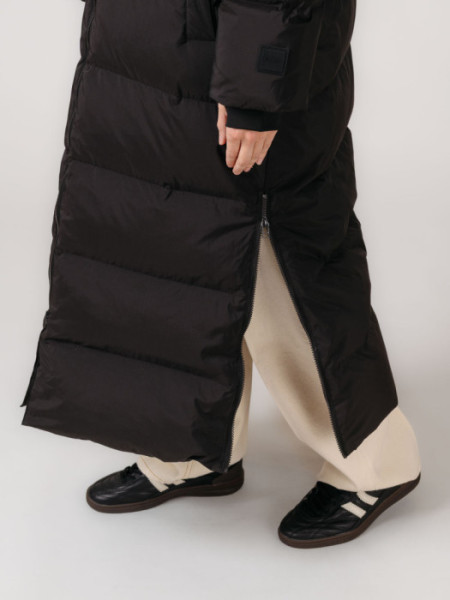 PLUMIFERO_LARGO_CAPUCHA_NEGRO