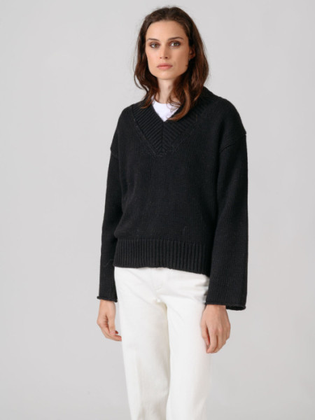 JERSEY_CUELLO_PICO_LENA_NEGRO JERSEY_CUELLO_PICO_LENA_NEGRO