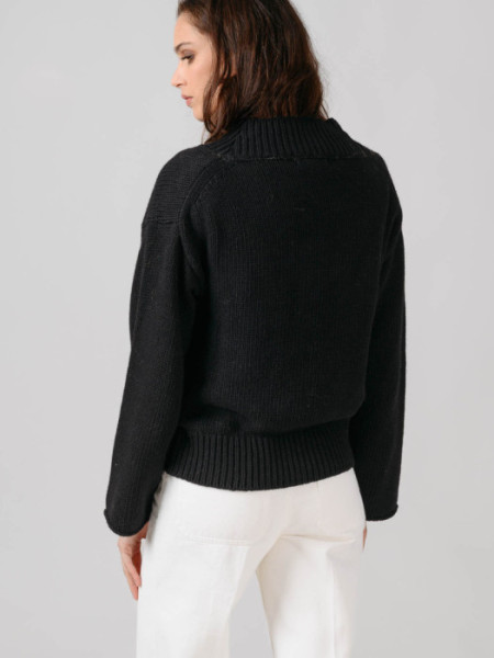 JERSEY_CUELLO_PICO_LENA_NEGRO JERSEY_CUELLO_PICO_LENA_NEGRO