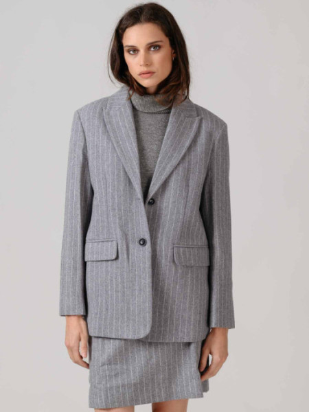 AMERICANA_GRIS_RAYAS_GRIS