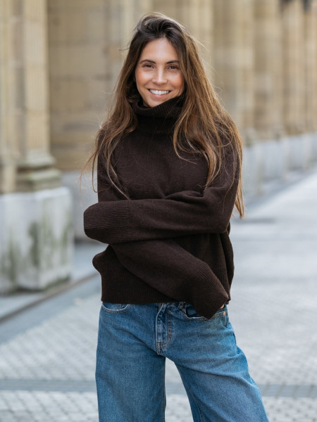 Jersey Amur Cuello Vuelto Grueso Marron