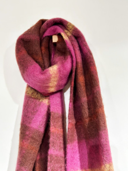 BUFANDA_GRANATE_Y_ROSA