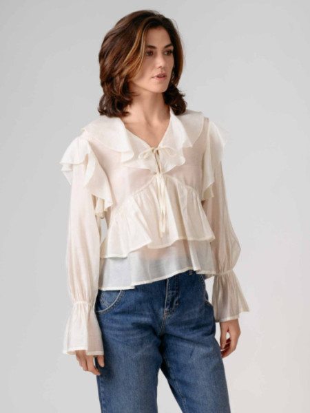 Blusa Cruda Volantes Cuello Pico