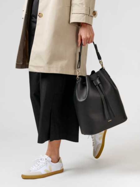 Bolso Cubo Grante Negro