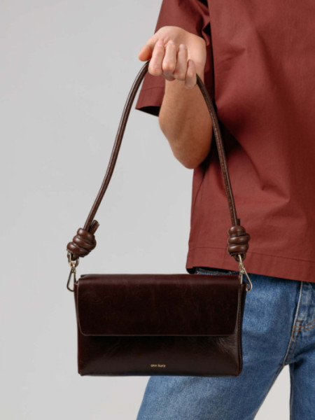 Bolso Baguette Solapa Marrón