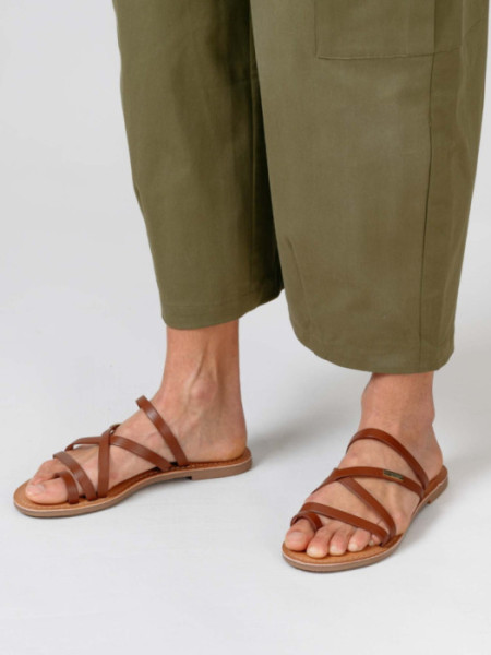 Sandalia camel Cuero Abierta Atrás