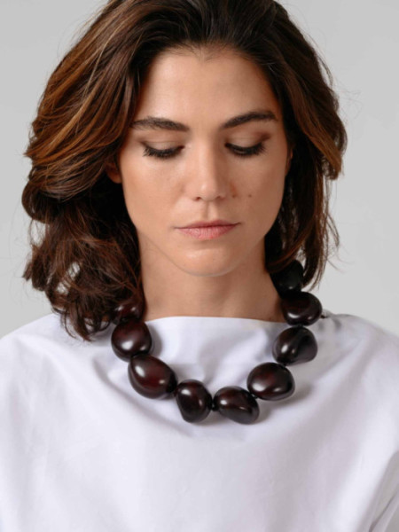 Collar Bolas Marrón