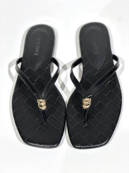 Sandalia Plana Negra