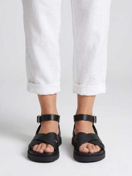 Sandalia Best Cuero Negro