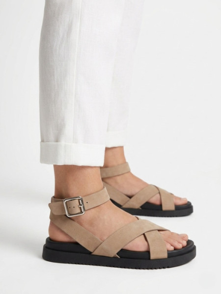 Sandalia Best Cuero Beige