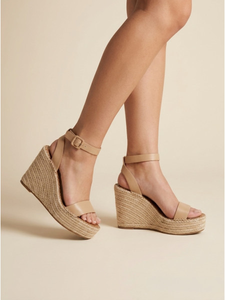 Sandalia Cuña Cuero Beige