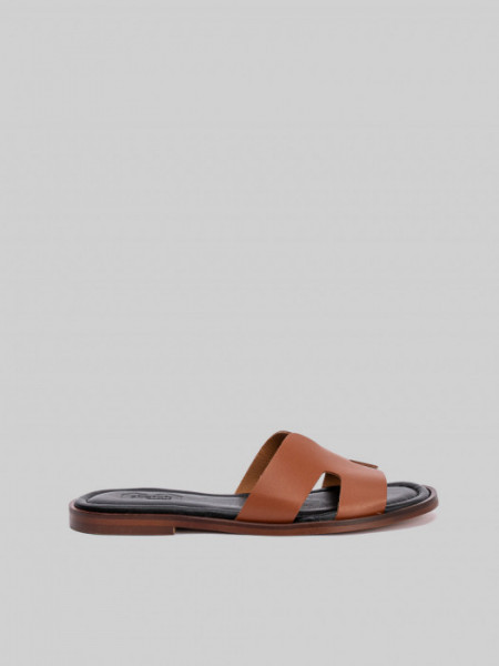SANDALIA_PLANA_H_CAMEL