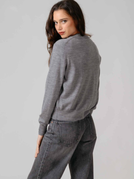 CHAQUETA_PUNTO_FINO_MANGA_LARGA_GRIS