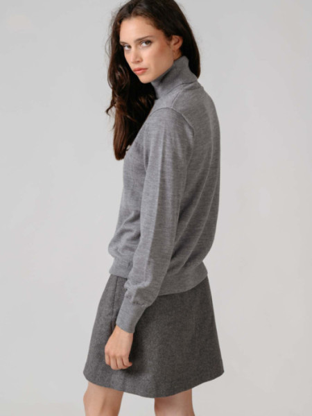 JERSEY_PUNTO_FINO_CUELLO_VUELTO_GRIS