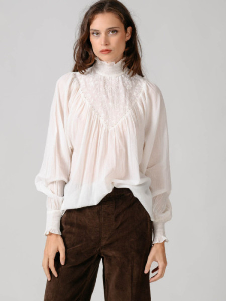 BLUSA_ROMANTICA_CRUDA