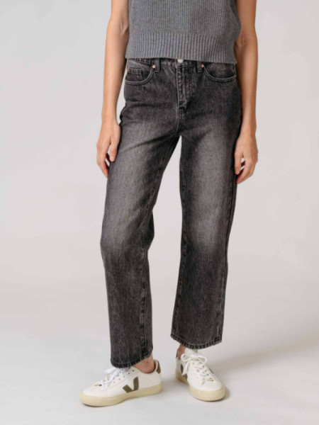 VAQUERO_BOYFRIEND_GRIS_THE_MORRISON_GRIS