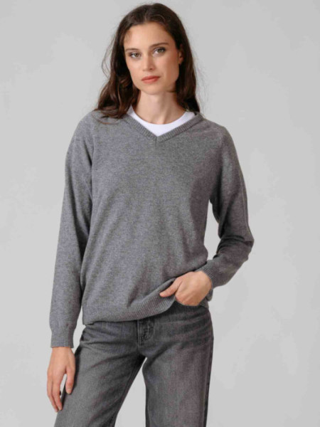 JERSEY_NIGATA_CUELLO_PICO_GRIS_CLARO