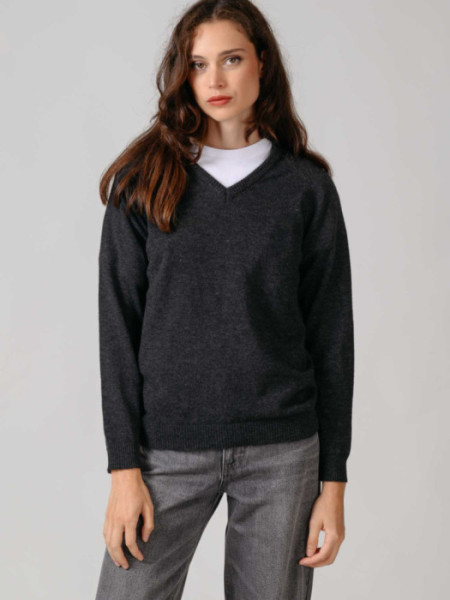 JERSEY_NIGATA_CUELLO_PICO_GRIS_OSCURO_GRIS