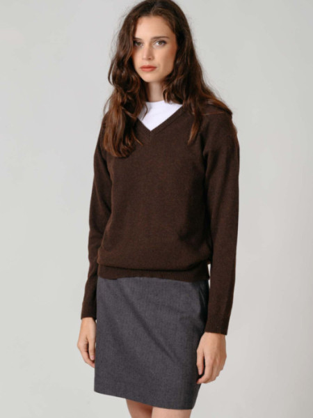 JERSEY_NIGATA_CUELLO_PICO_MARRON